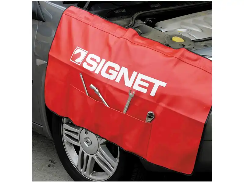 Magnetic Fender Cover, Red